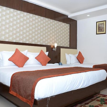 Vaishnavi Clarks Inn Buxar Exterior foto