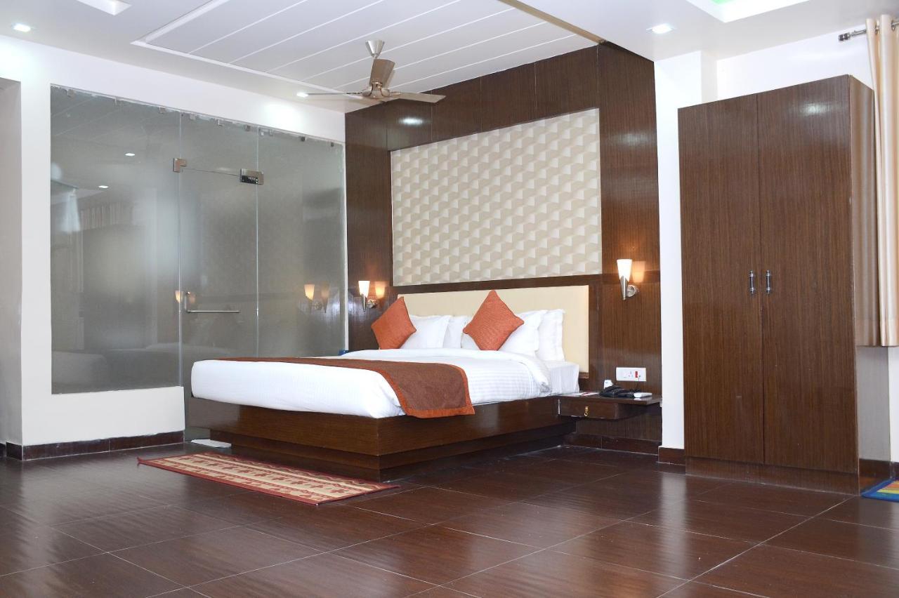 Vaishnavi Clarks Inn Buxar Exterior foto