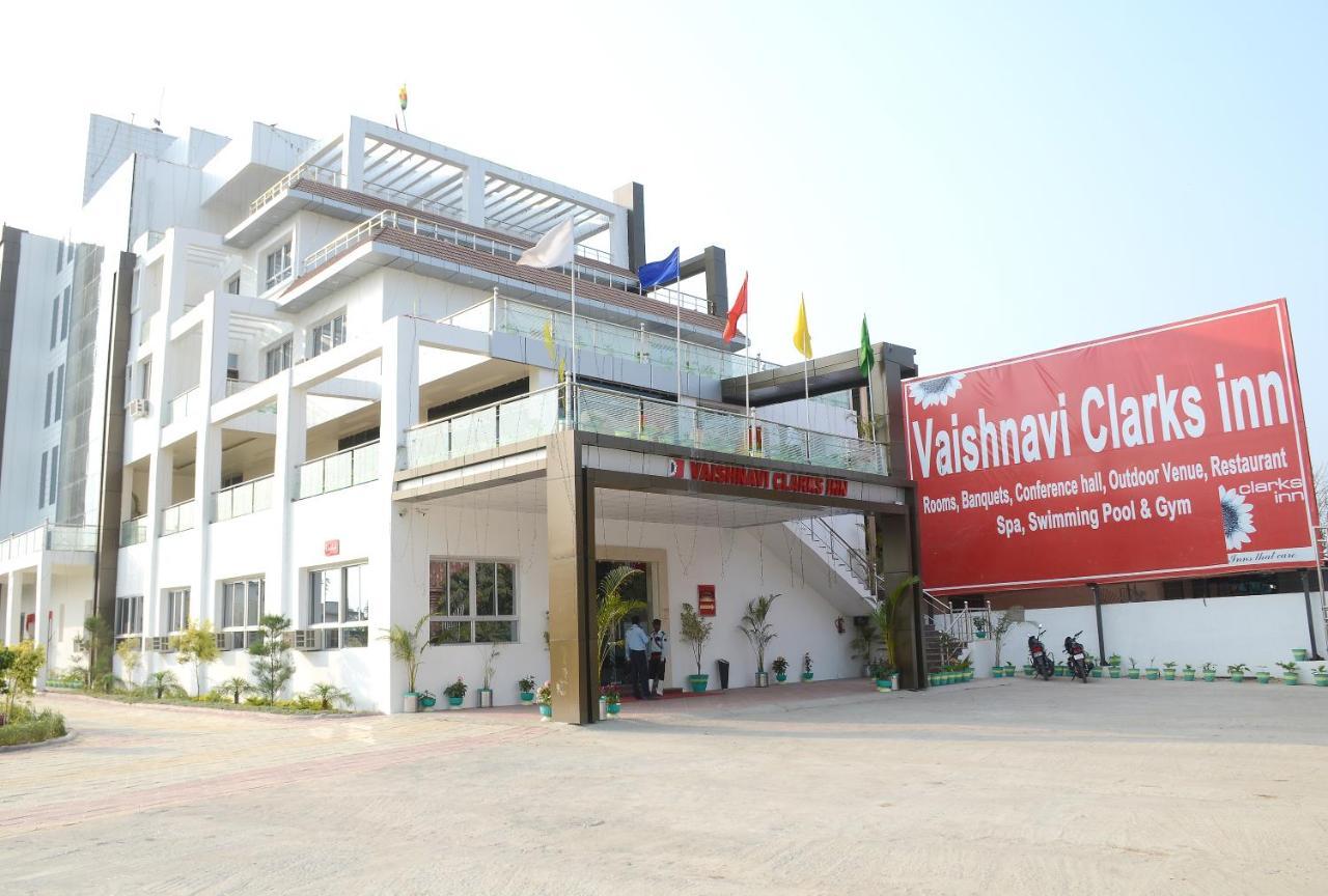 Vaishnavi Clarks Inn Buxar Exterior foto